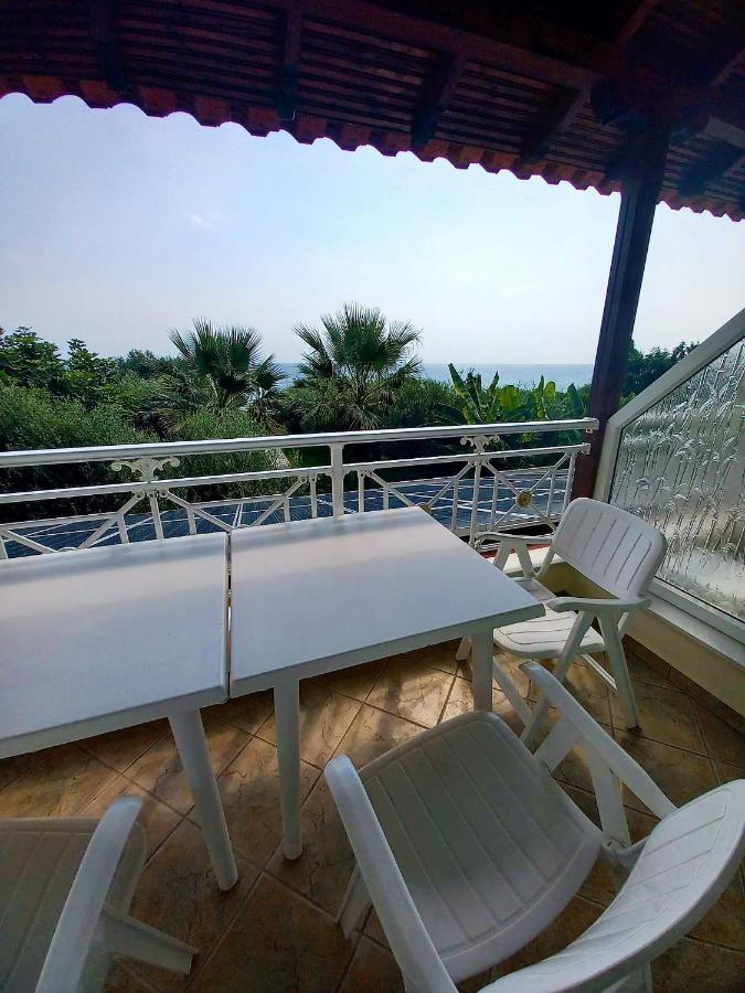 Villa Di Costa 네아 스키오니 외부 사진